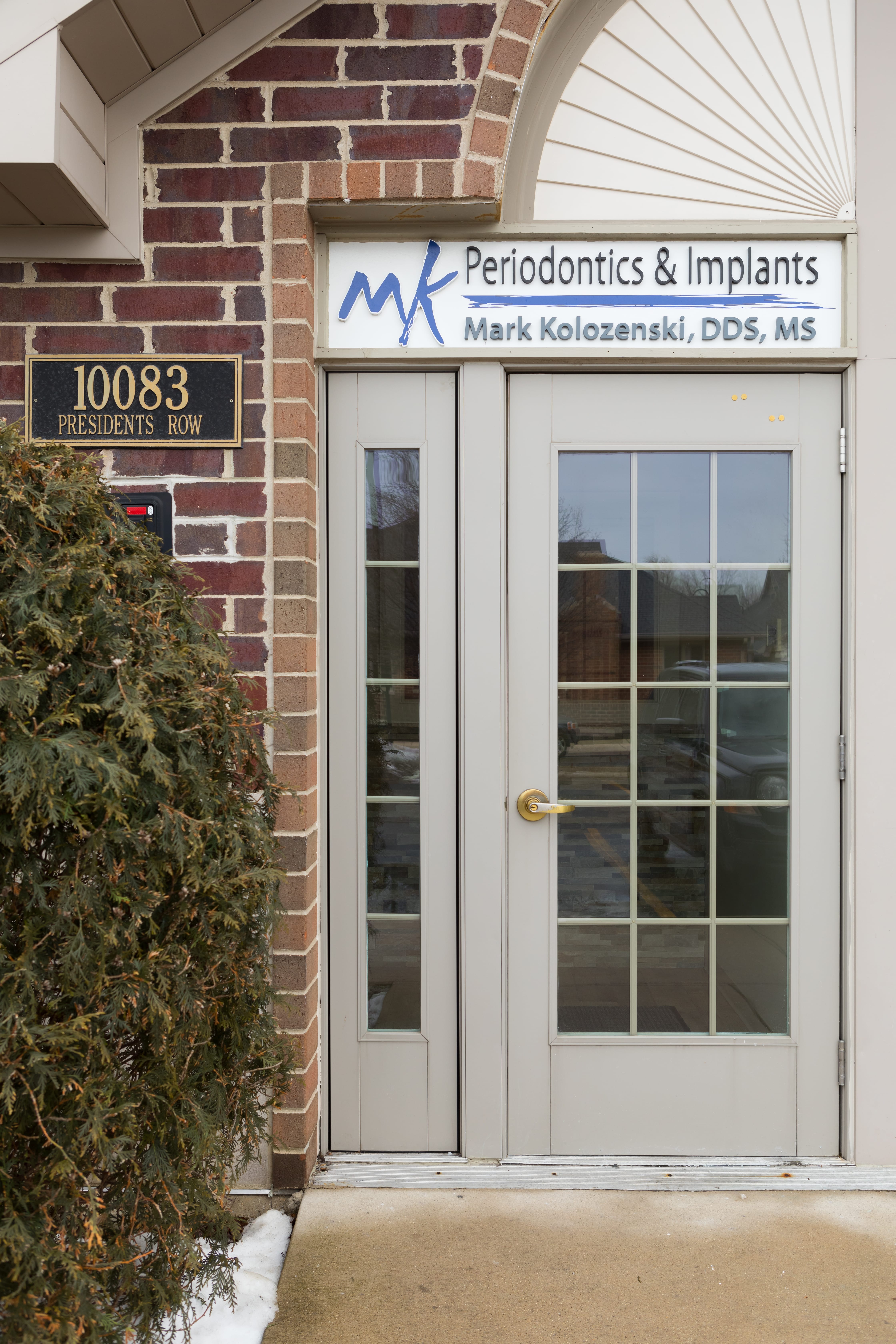 MK Periodontics & Implants